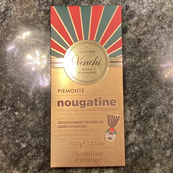 photo of Venchi Cioccolato fondente Piemonte Nougatine shared by @raffylanfen on  01 Apr 2022 - review