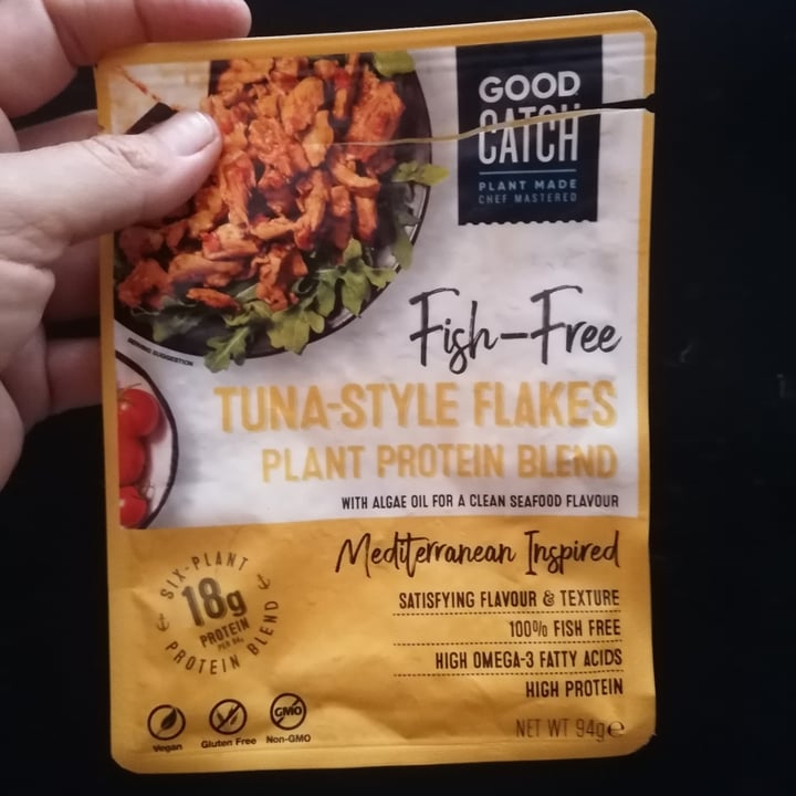 review photo of Good Catch Fish-free Tuna Mediterranean Inspired shared by @latribudelola on 15 Aug 2021 - review