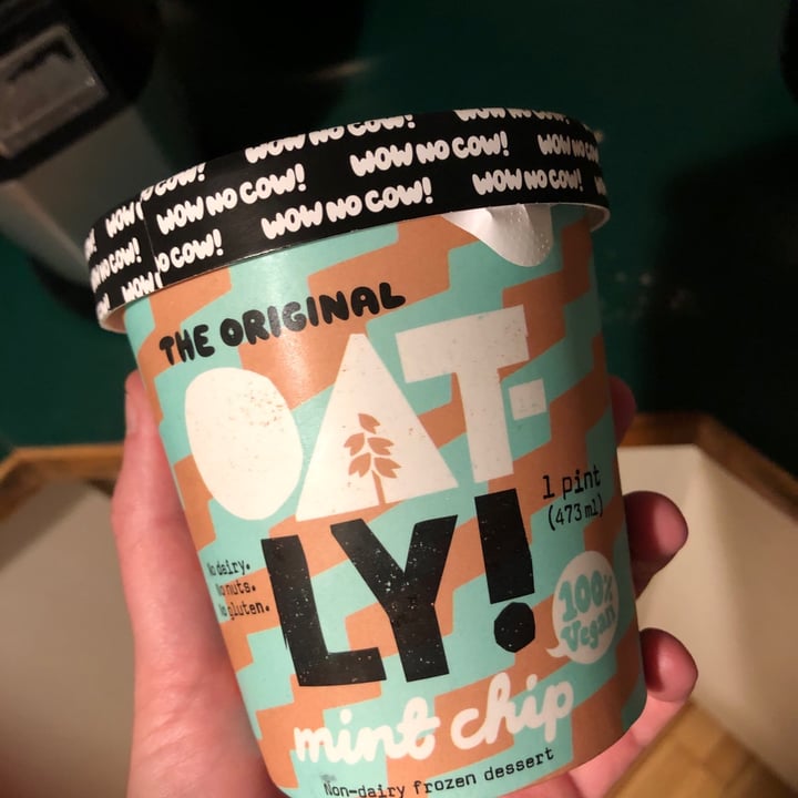 review photo of Oatly Mint Chip Non-dairy Frozen Dessert shared by @ccouron on 05 Feb 2021 - review