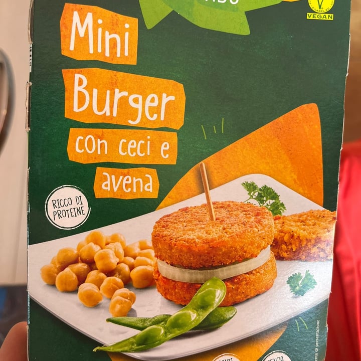 photo of Vemondo Mini Burger con Ceci e Avena shared by @atroce3 on  13 May 2022 - review