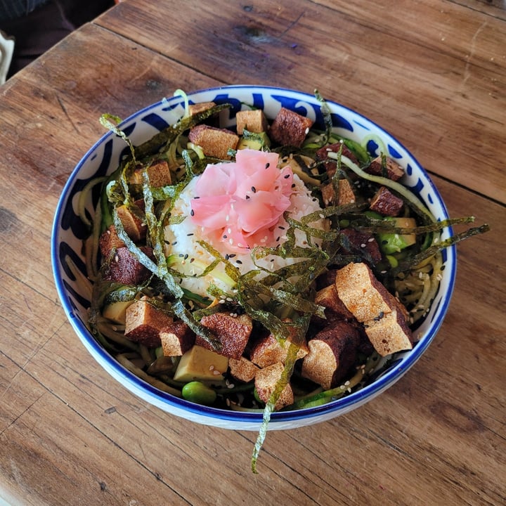 photo of The Melkbos Kitchen Vegan Poke Bowl shared by @simonel on  18 Sep 2022 - review