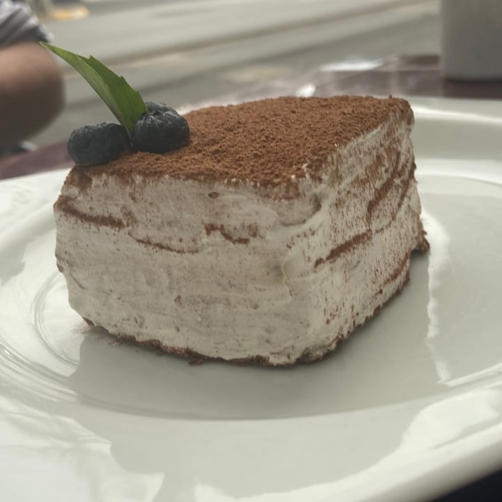 photo of u.to.pi.a Tiramisú shared by @ilse on  25 May 2021 - review