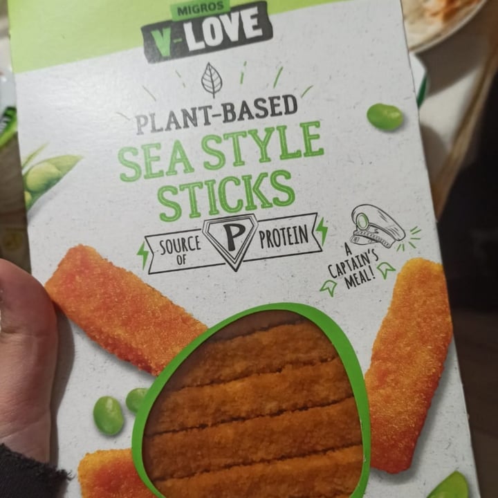photo of Migros V-Love Sea Style Sticks shared by @giadaminafra on  13 Dec 2021 - review