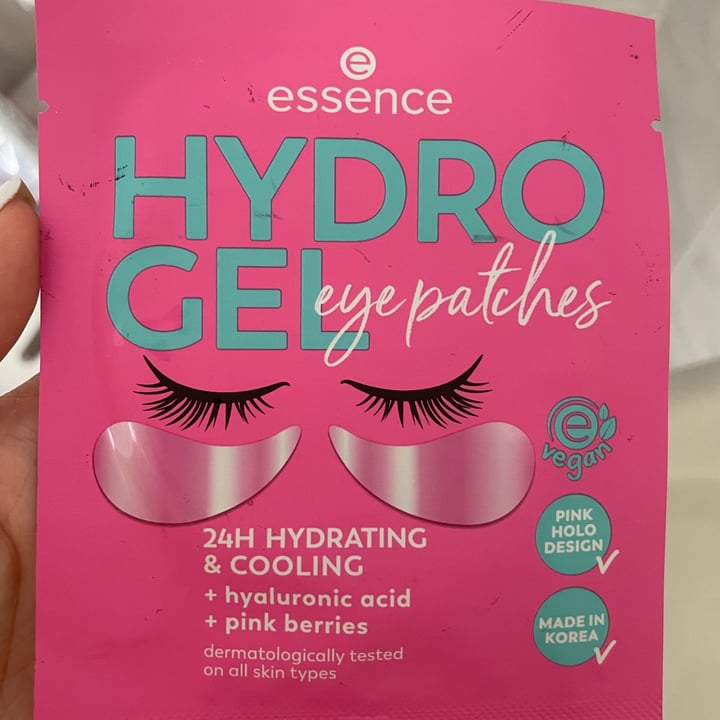 photo of Essence  Hydro gel eye patches shared by @emilyfacc on  12 Jun 2022 - review