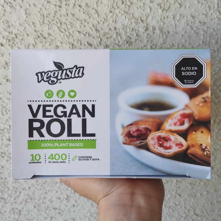 photo of Vegusta Vegan roll shared by @ilustrapets on  02 Jan 2022 - review