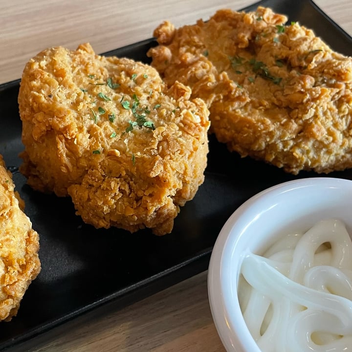photo of The Rebel Company Cafe & Bar Chicken Karaage shared by @lynetteljr on  04 May 2022 - review