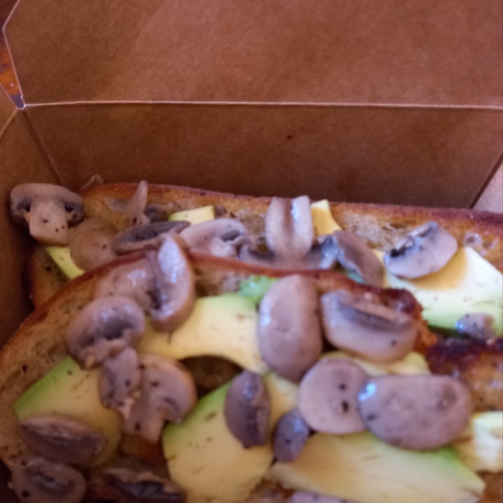review photo of Saint James Cafe Vegan Salty toast With Avo And Mushrooms shared by @merle60 on 28 Sep 2021 - review
