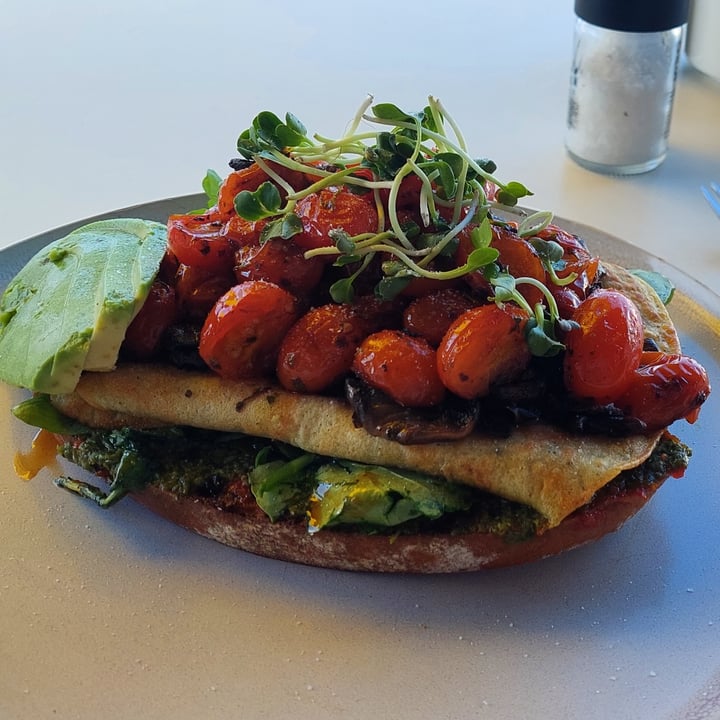 photo of eat.surf.yoga chickpea omelette shared by @theronkathleen1 on  04 May 2022 - review