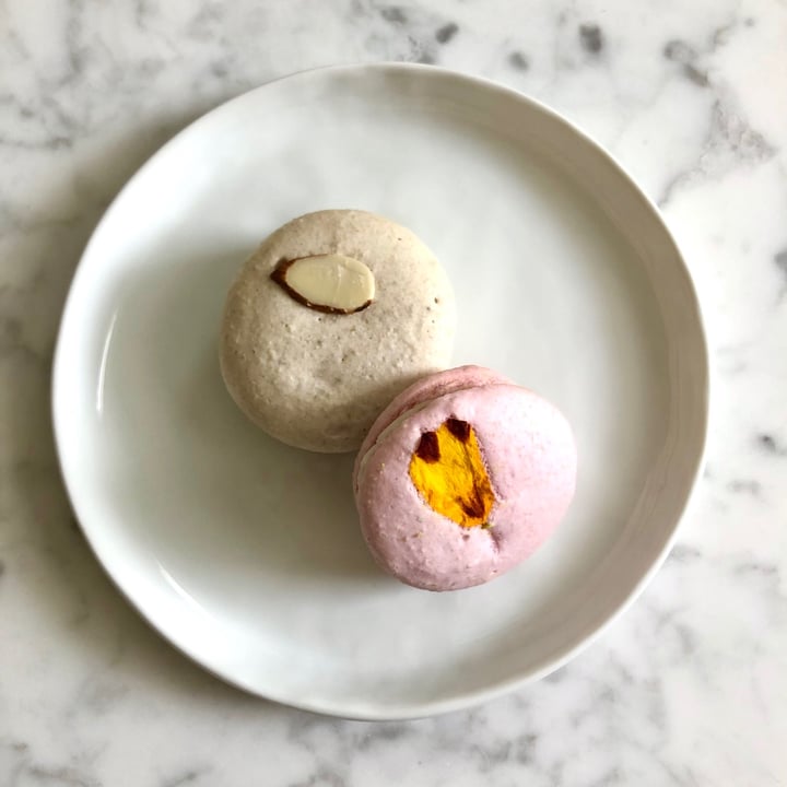 photo of Confectionery! Almond Macaron shared by @aqualing on  26 May 2021 - review