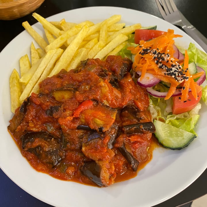 review photo of La Piparra Berenjena asada al ajoarriero shared by @laveganorte on 11 Mar 2021 - review
