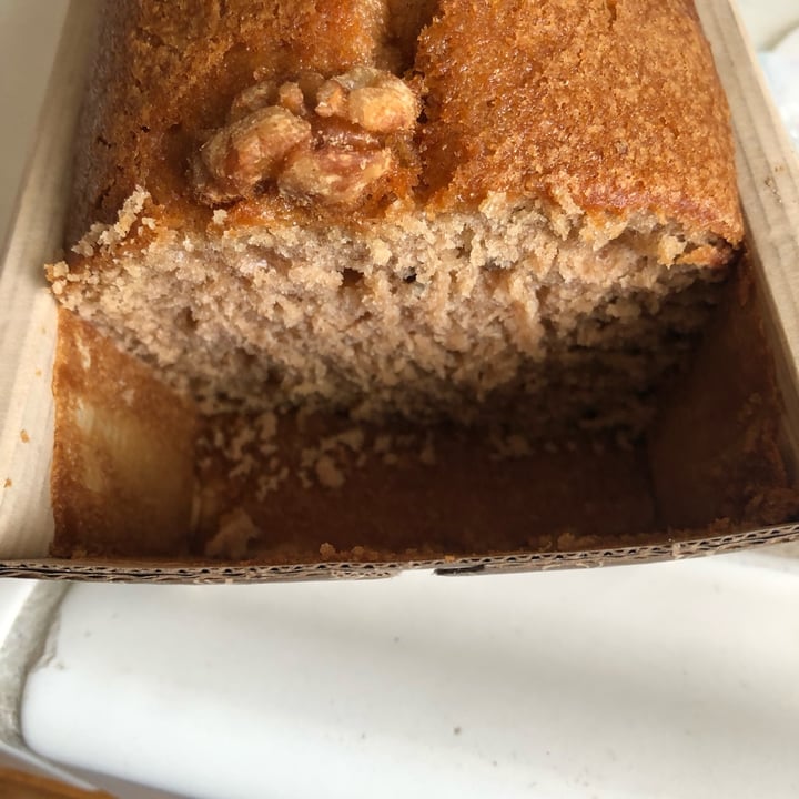 review photo of Trader Joe's Vegan Banana Bread with Walnuts shared by @happy2bvegan on 12 May 2022 - review