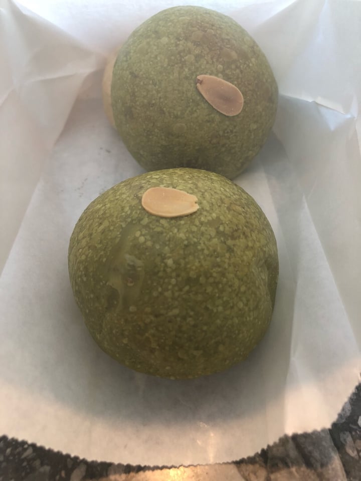 photo of Slow Bakes green tea bun shared by @sparklyy on  25 Jan 2019 - review