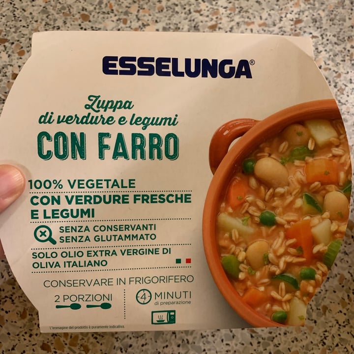photo of  Esselunga Zuppa di verdure e legumi con farro shared by @s3raf1na on  13 Apr 2021 - review