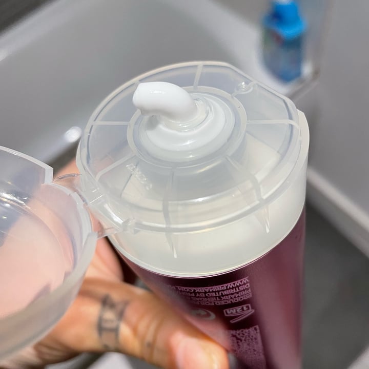 review photo of Primark Beauty hair cream shared by @lullast on 14 May 2022 - review