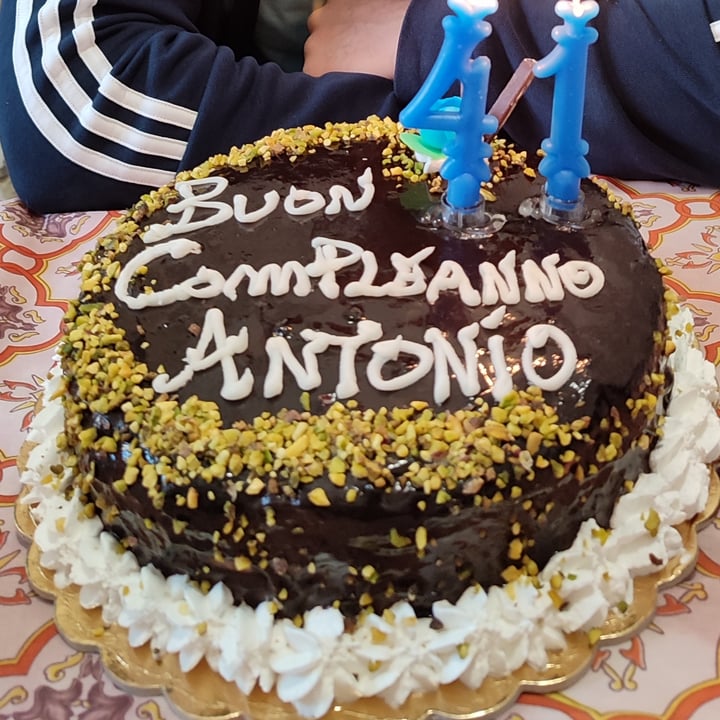 photo of Da Lu Zero Glu Torta Di Compleanno Vegan shared by @kateveg on  16 Apr 2022 - review
