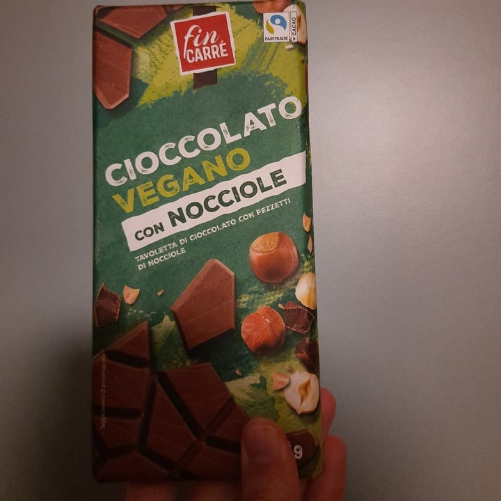 photo of Fin Carré Cioccolata vegana alle nocciole shared by @martino1 on  13 Feb 2022 - review