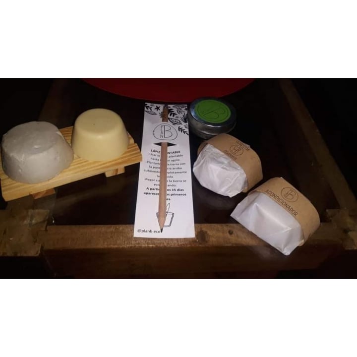 review photo of Plan B eco shampoo sólido shared by @yanilpedrosa on 30 Nov 2020 - review