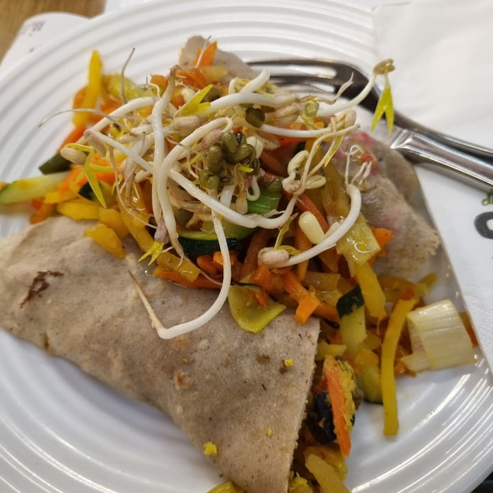 review photo of Cojzla Crepes Di Grano Saraceno Con Falafel E Verdure shared by @bressy on 24 Aug 2022 - review