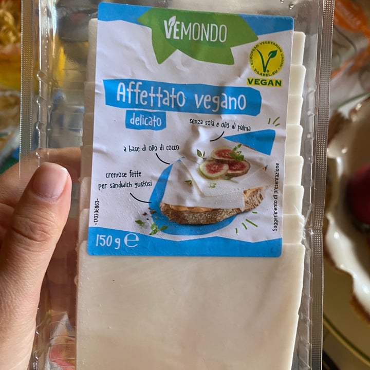 photo of Vemondo Affettato vegano delicato shared by @lalinda on  13 Mar 2022 - review