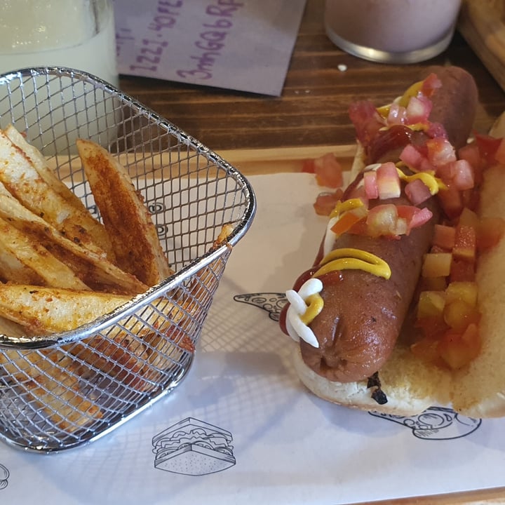 photo of Siempre viva Hot dog shared by @menny on  22 Dec 2021 - review