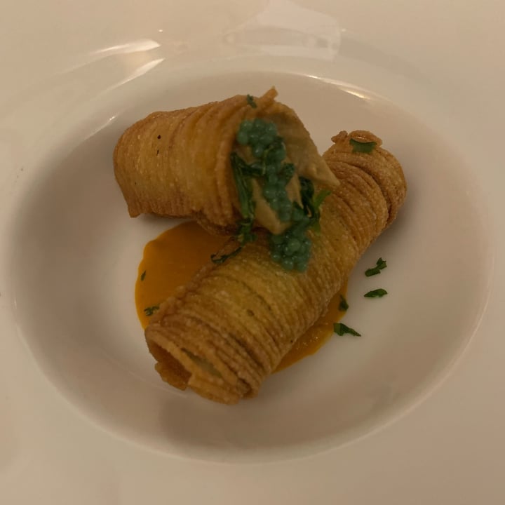 photo of Osteria I Vitelloni - Chef Gianni Zichichi Cannolo Ripieno Di Crema Di Melanzane shared by @giulial7 on  24 Jul 2022 - review