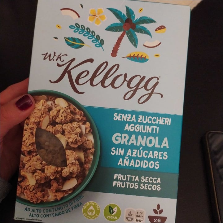 photo of Kellogg Granola senza zuccheri frutta secca shared by @ninan on  11 May 2021 - review