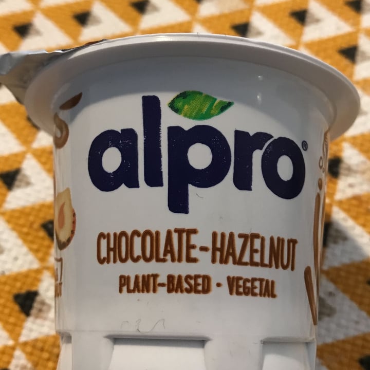 photo of Alpro Chocolate Hazelnut dessert shared by @eleonoravis on  27 Dec 2021 - review