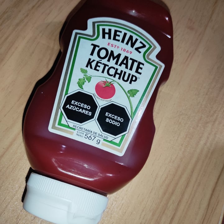 photo of Heinz Tomato Ketchup shared by @sisnieveganak on  10 Sep 2021 - review