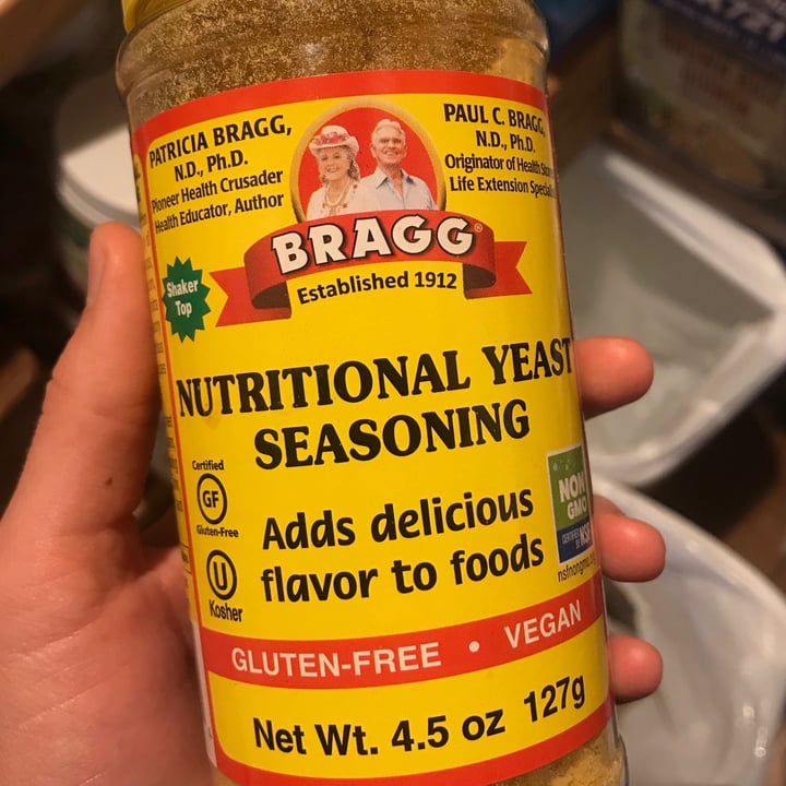 photo of Bragg Nutritional Yeast Seasoning shared by @crisell on  27 Sep 2020 - review