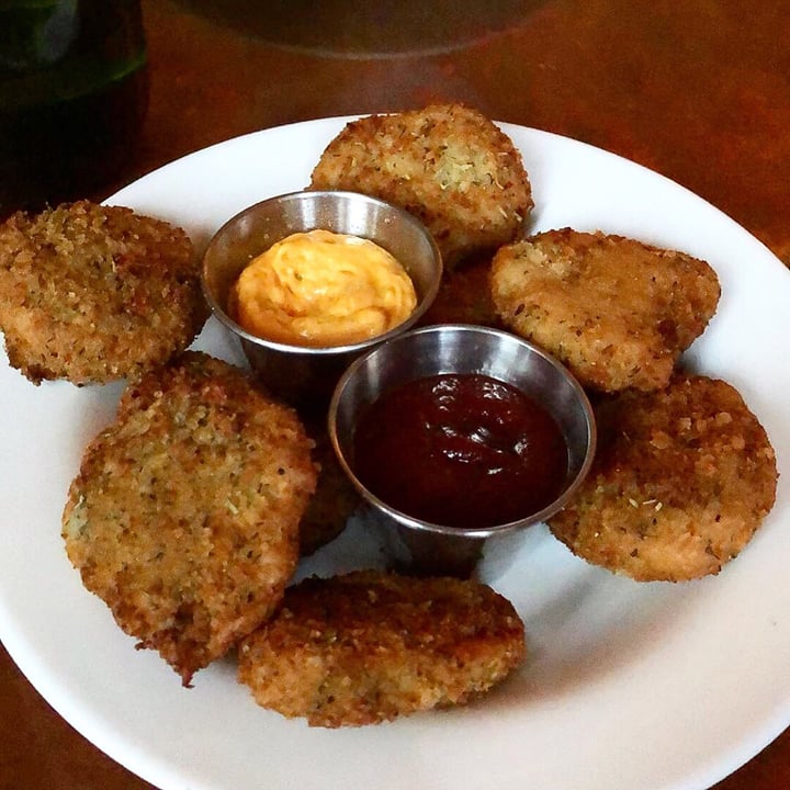photo of Seasoned Vegan Chicken Nuggets shared by @vegan-treehugger on  31 Dec 2019 - review