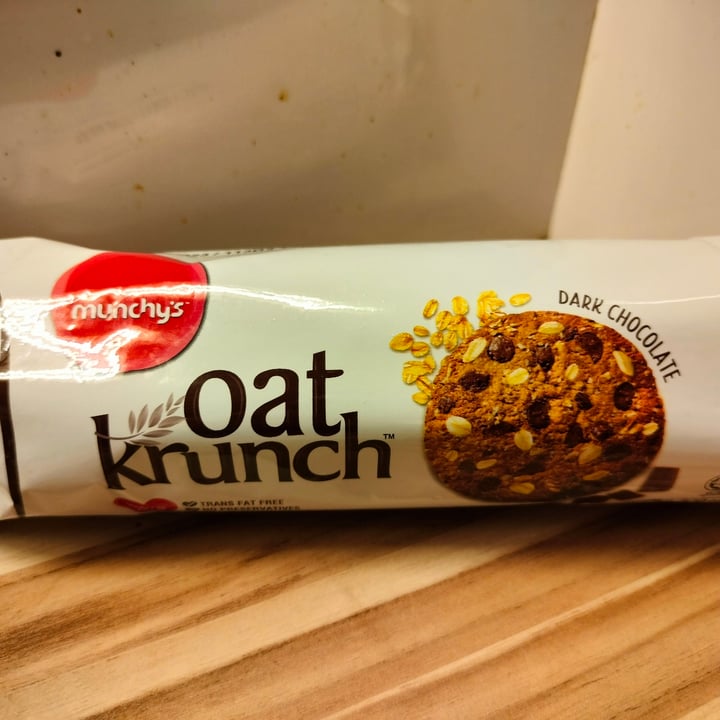 photo of Munchy's Munchy's Oat Krunch Dark Chocolate shared by @elej91 on  12 Jul 2022 - review