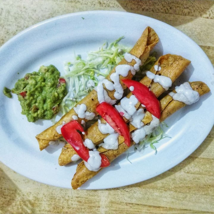 photo of VEGuerrero Flautas Barbasoya shared by @eatwithzara on  05 Oct 2019 - review
