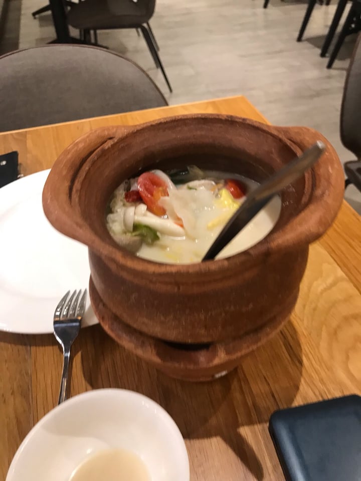 review photo of Bali Thai Ngee Ann City Veg Tom Kha Soup shared by @natabat on 21 Mar 2019 - review