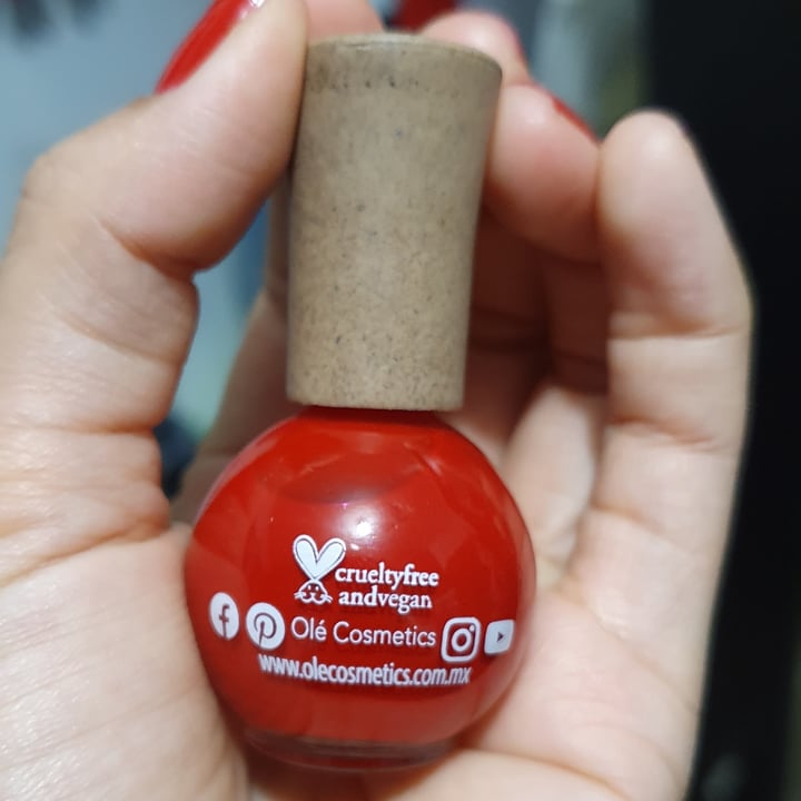 photo of Olé! Cosmetics Esmalte color Rojo shared by @monikichi on  29 Oct 2021 - review