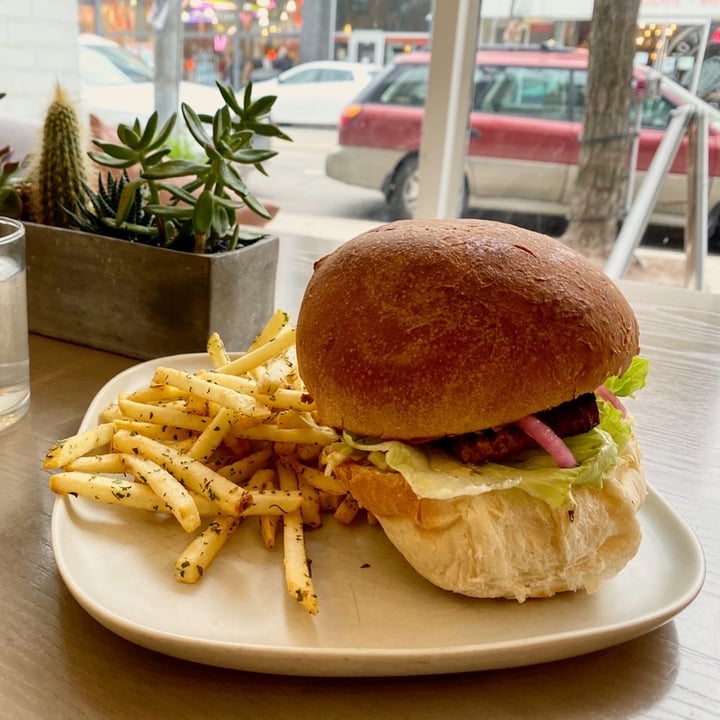photo of Parka Food Co. Tofu Burger shared by @keerthi on  27 Jan 2020 - review