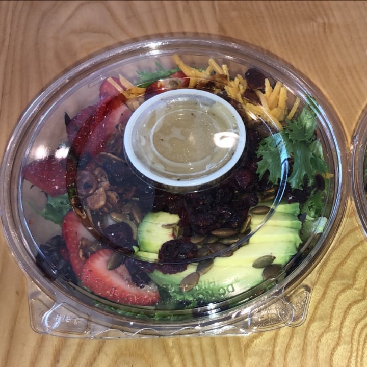 photo of Lota Veco Summer love and southwest salad shared by @softsofi on  14 Sep 2021 - review