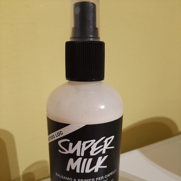 photo of LUSH Fresh Handmade Cosmetics Super Milk shared by @giulia11 on  06 Oct 2022 - review