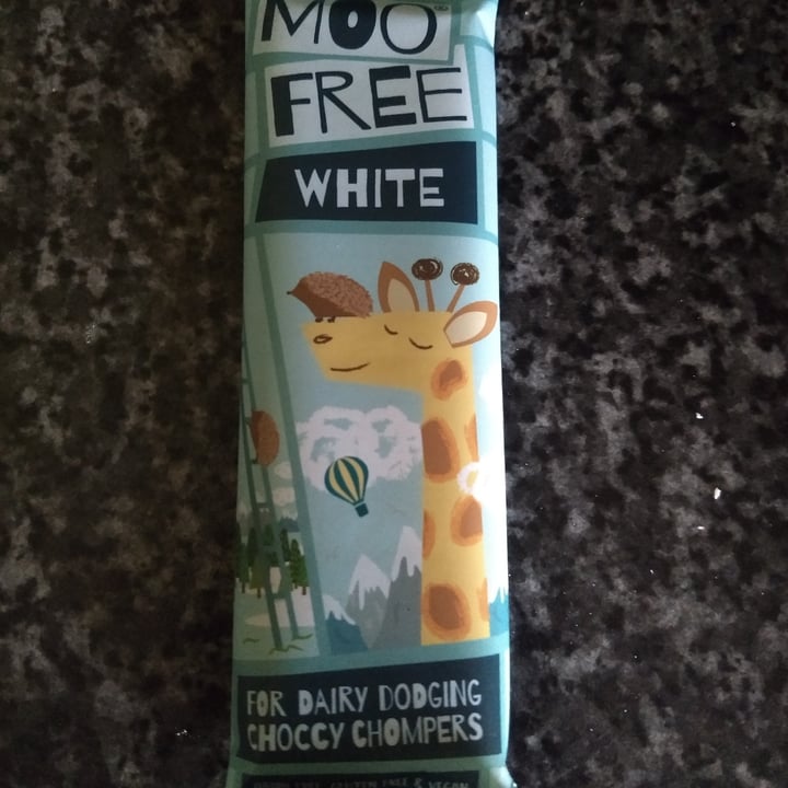 photo of Moo Free White Chocolate bar shared by @sabastiancull on  04 Jan 2021 - review