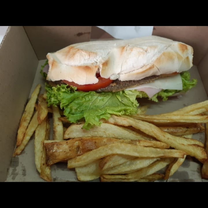 review photo of Futuro Veggie - Congreso Sandwich De Milanesa Completo shared by @melisatrucci on 25 Jan 2021 - review