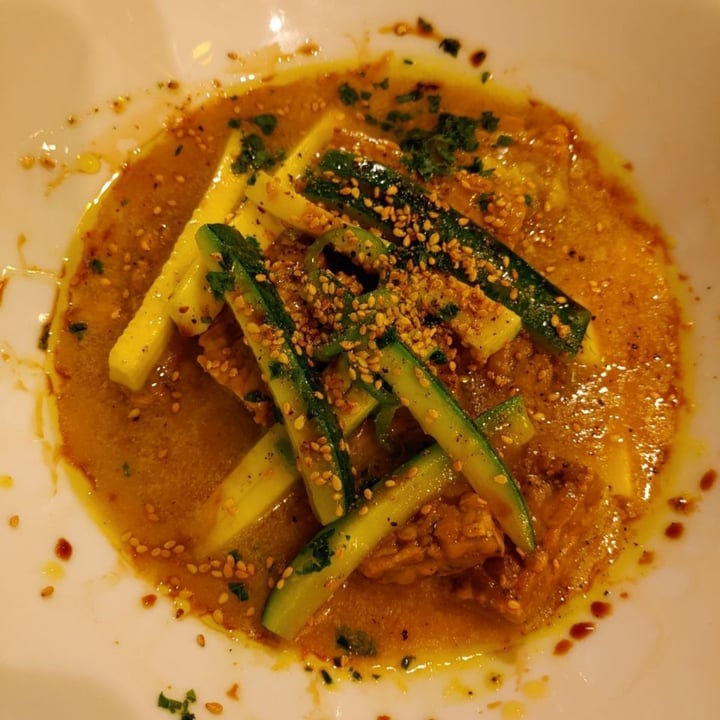 review photo of Osteria Veggente Tempeh al curry con zucchine shared by @disgustednoise on 06 Nov 2022 - review