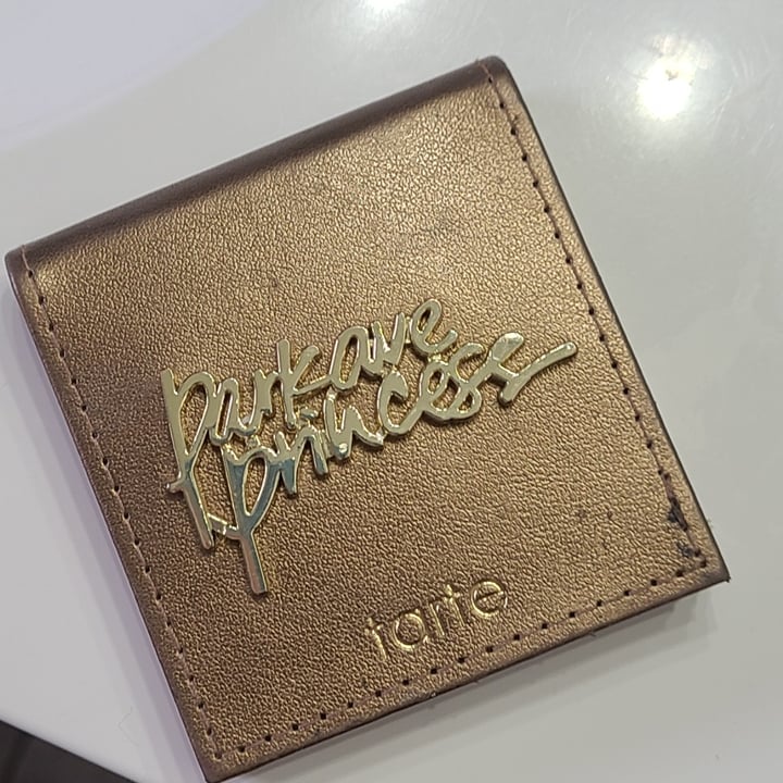 photo of Tarte Cosmetics Park Ave Princess bronzer shared by @blancita on  08 Jun 2021 - review