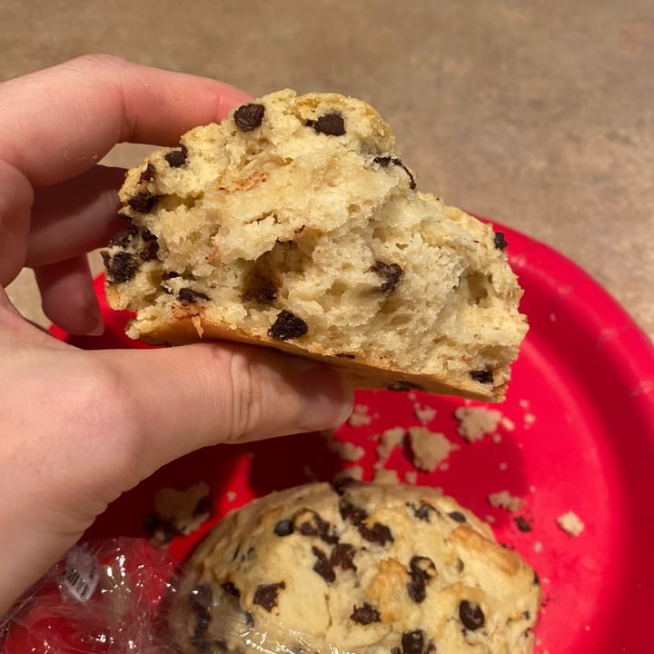 photo of Springdale Farm Market Vegan Chocolate Scones shared by @curvycarbivore on  23 May 2022 - review