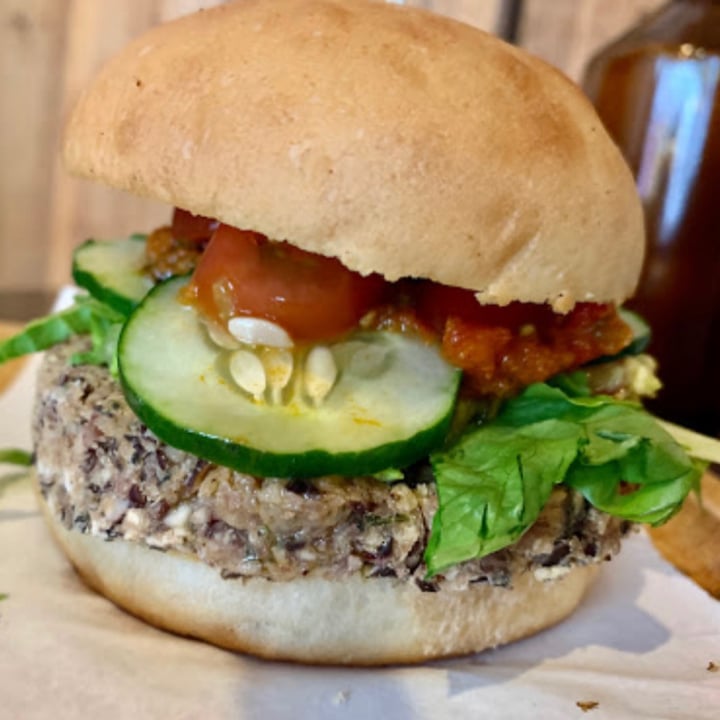 review photo of Afterglow By Anglow Cuban Burger shared by @artijain on 30 Jun 2021 - review