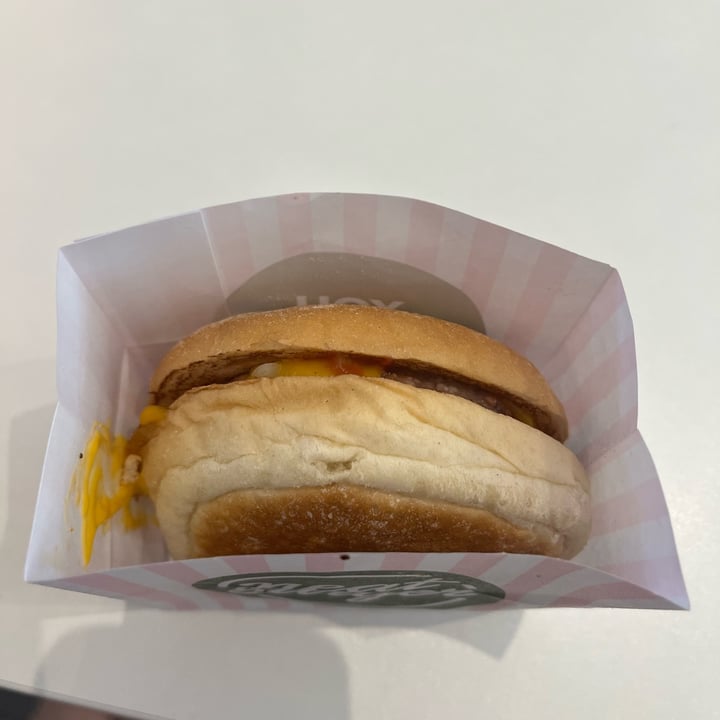 photo of Neat Burger Cheese burger shared by @alistar on  10 Aug 2022 - review