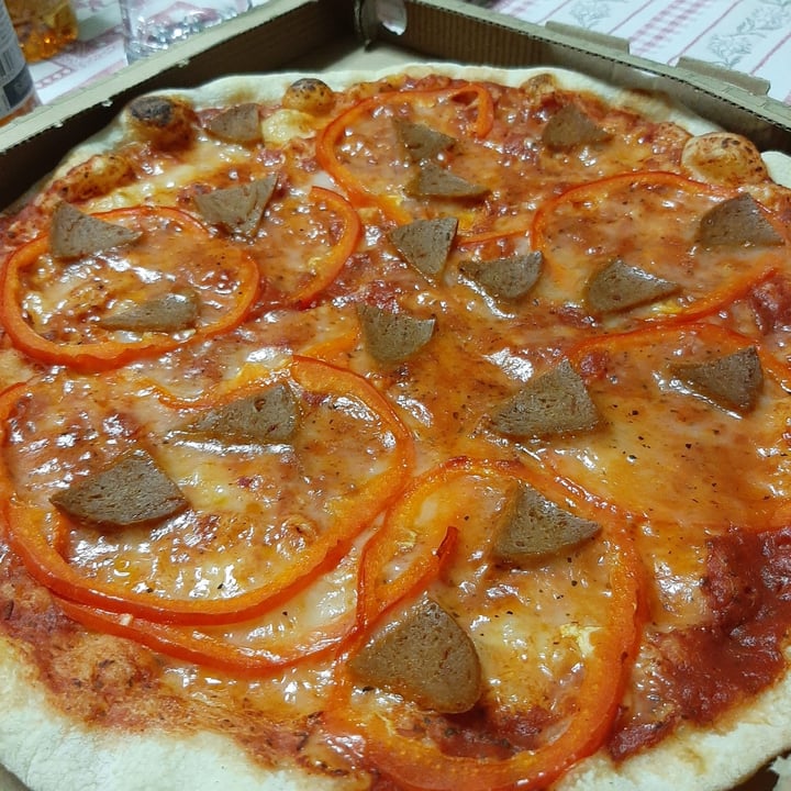 photo of Vegrano Pizza Rouge shared by @pocoja on  09 Apr 2022 - review