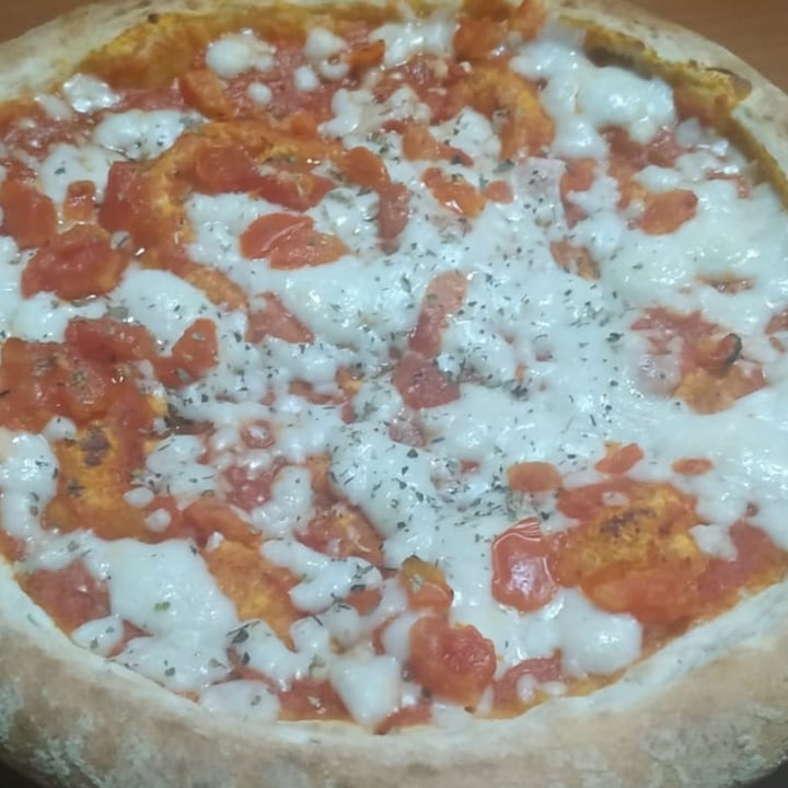 photo of ALDI Pizza Vegana Estilo Margarita shared by @katarsis on  13 Aug 2020 - review