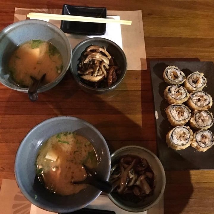 photo of Sushimar Vegano Rodizzio de shushi variado shared by @luanaperuzzi on  05 Jul 2021 - review