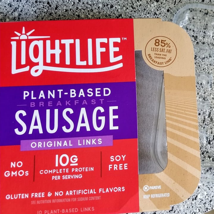 photo of Lightlife Plant Based Breakfast Links Sausage shared by @badassvegangoddess on  06 May 2020 - review