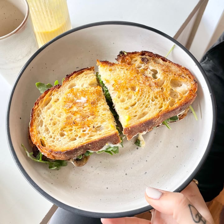 photo of Mon Chou Bondi Trippy Truffle Sandwich shared by @callyjoart on  13 Feb 2021 - review