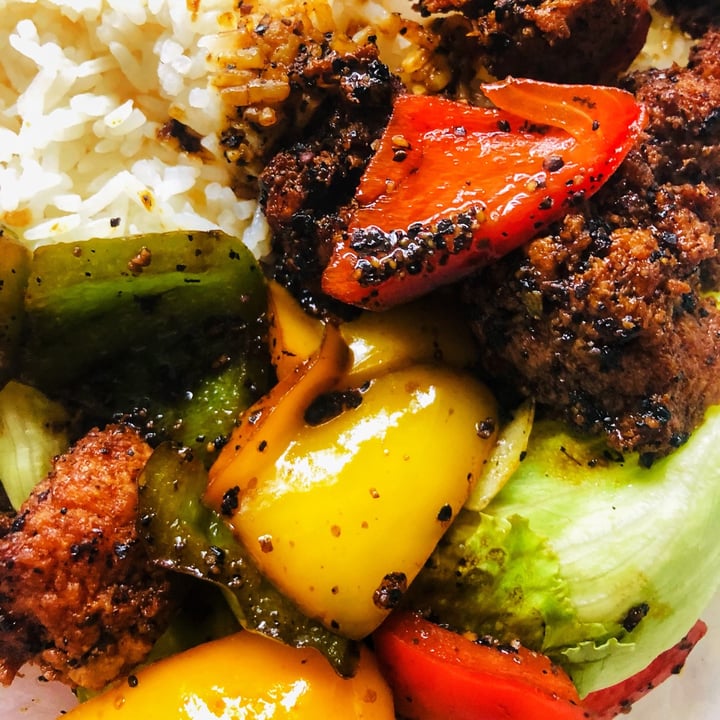 photo of Daily Green Black Pepper Chicken Rice shared by @consciouscookieee on  06 Jun 2021 - review